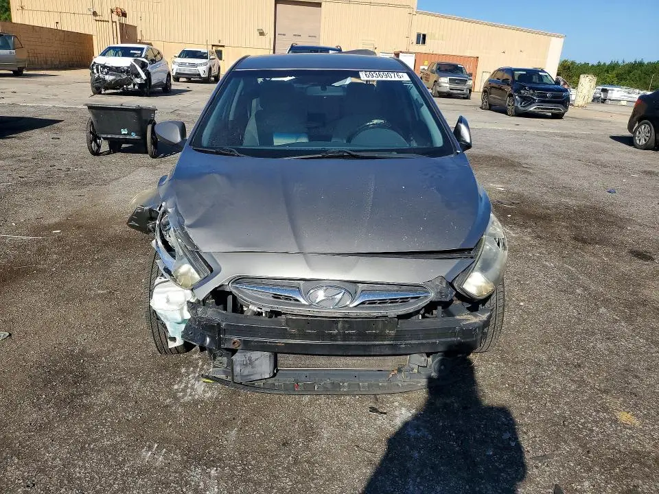 2014 HYUNDAI ACCENT GLS  