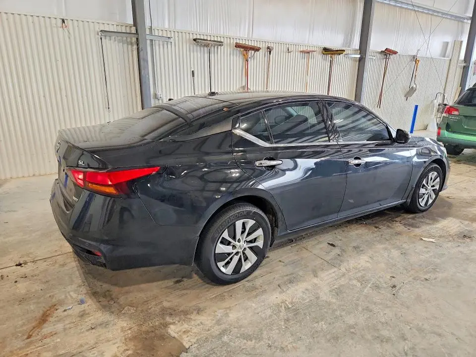2019 NISSAN ALTIMA SL  