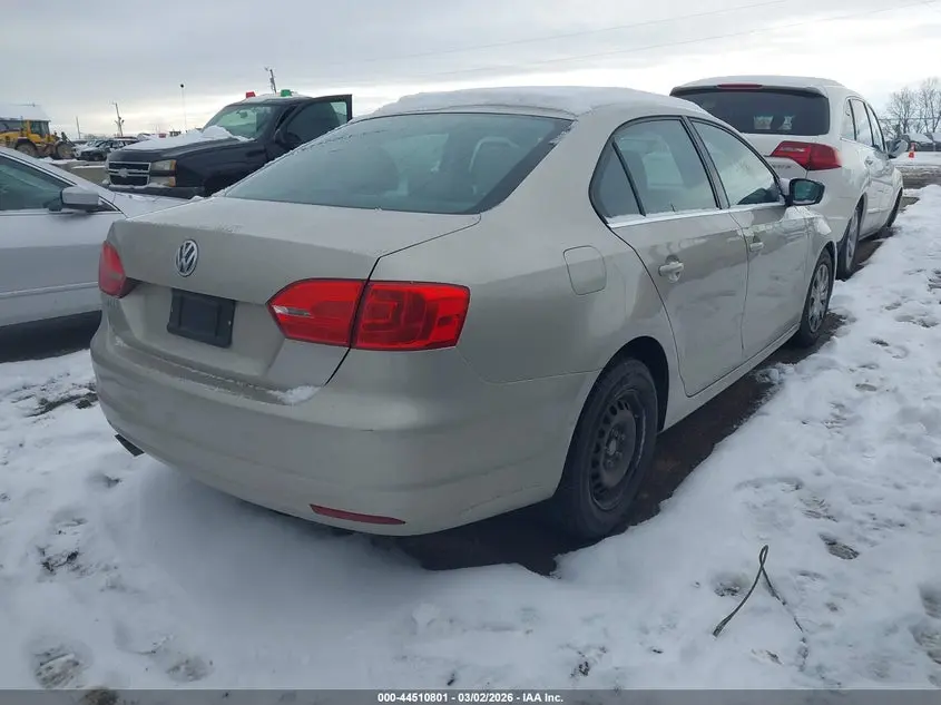 2013 VOLKSWAGEN JETTA 2.0L S