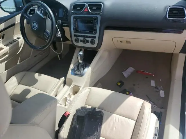 2015 VOLKSWAGEN EOS LUX  