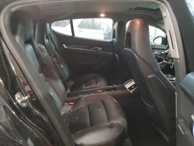 2013 PORSCHE PANAMERA 2  