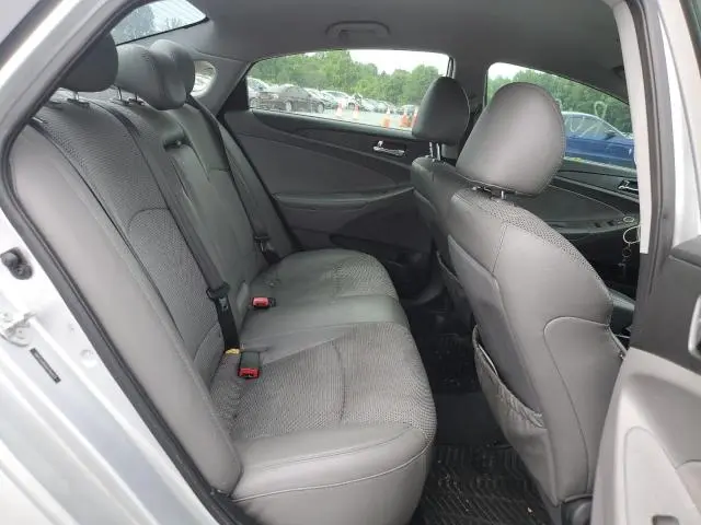 2013 HYUNDAI SONATA SE  