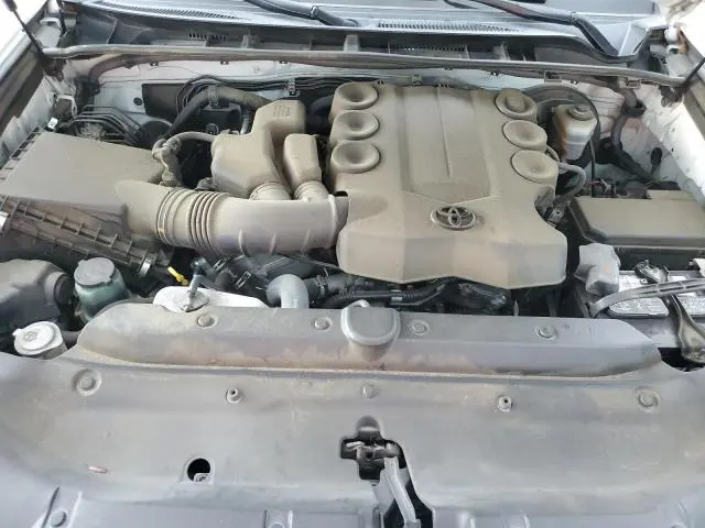 2018 TOYOTA 4RUNNER SR5  