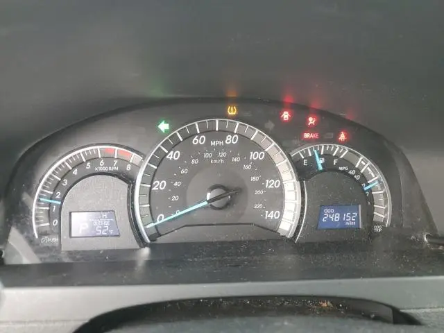 2012 TOYOTA CAMRY BASE  