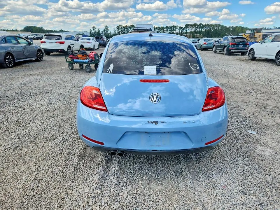 2012 VOLKSWAGEN BEETLE   
