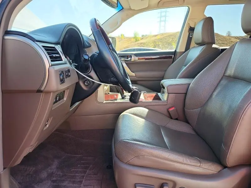 2016 LEXUS GX 460  