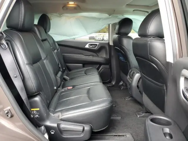 2016 NISSAN PATHFINDER S  