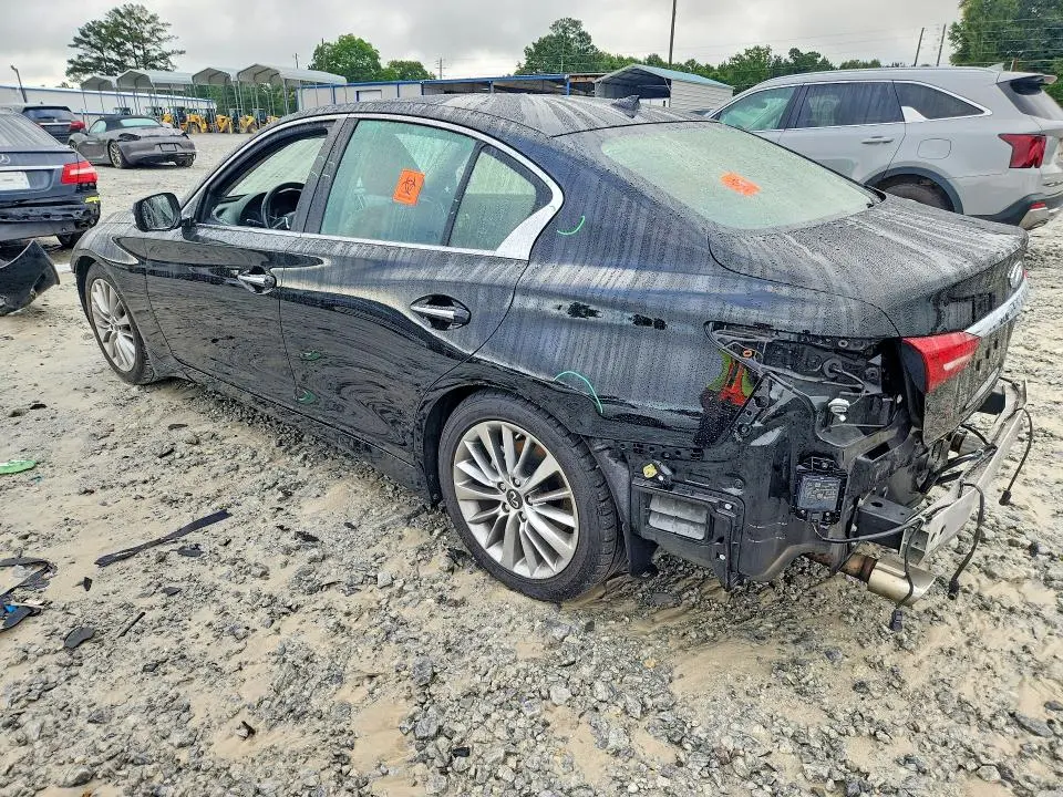 2023 INFINITI Q50 LUXE  