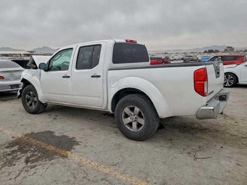 2010 NISSAN FRONTIER CREW CAB SE  