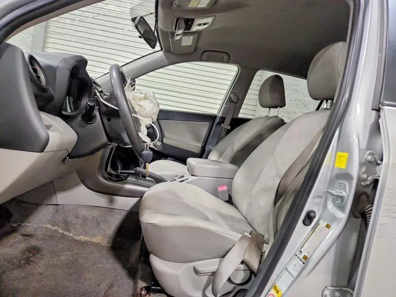 2010 TOYOTA RAV4 BASE  