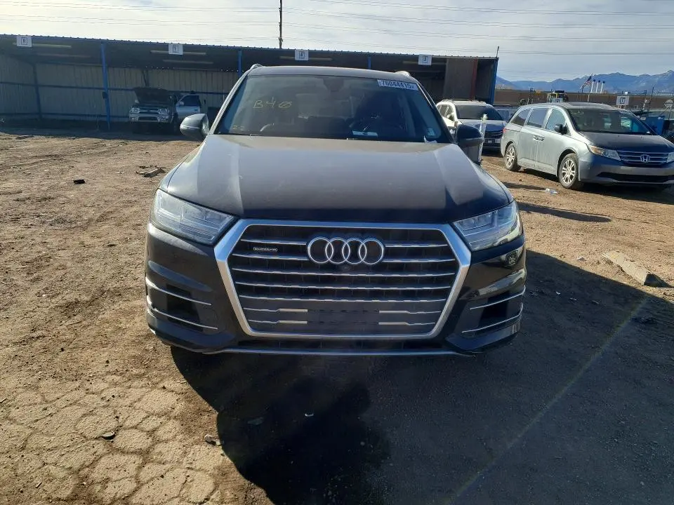 2017 AUDI Q7 PRESTIGE  