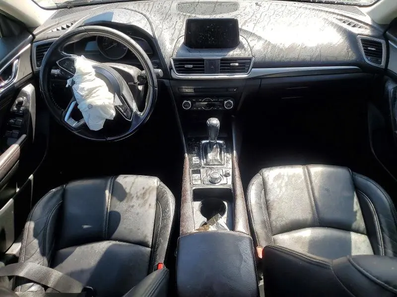2018 MAZDA 3 TOURING  