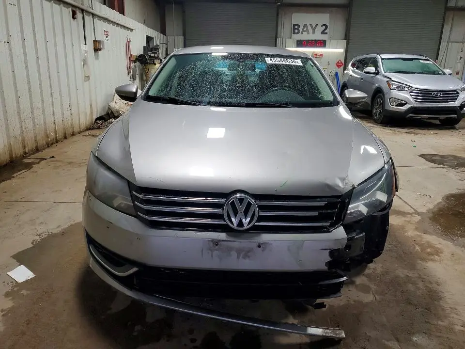 2012 VOLKSWAGEN PASSAT S  