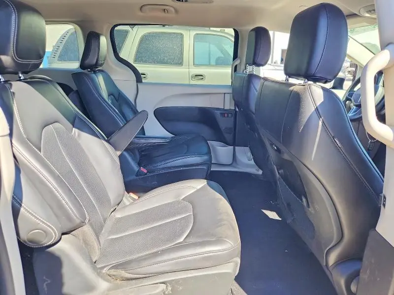 2023 CHRYSLER PACIFICA HYBRID TOURING L  