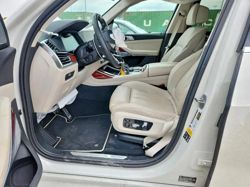 2022 BMW X7 ALPINA XB7  