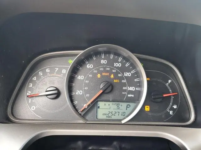 2013 TOYOTA RAV4 LE  