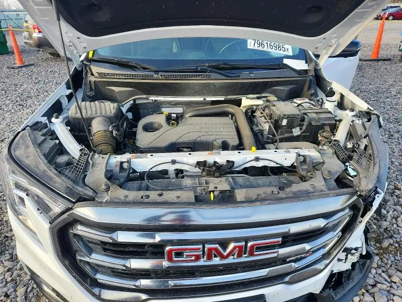 2023 GMC TERRAIN AT4  