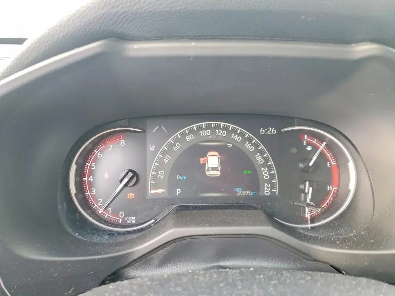 2024 TOYOTA RAV4 XLE  