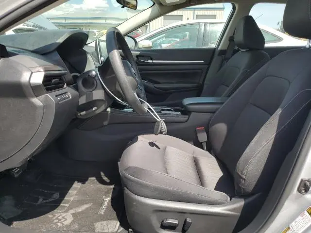 2023 NISSAN ALTIMA SV  