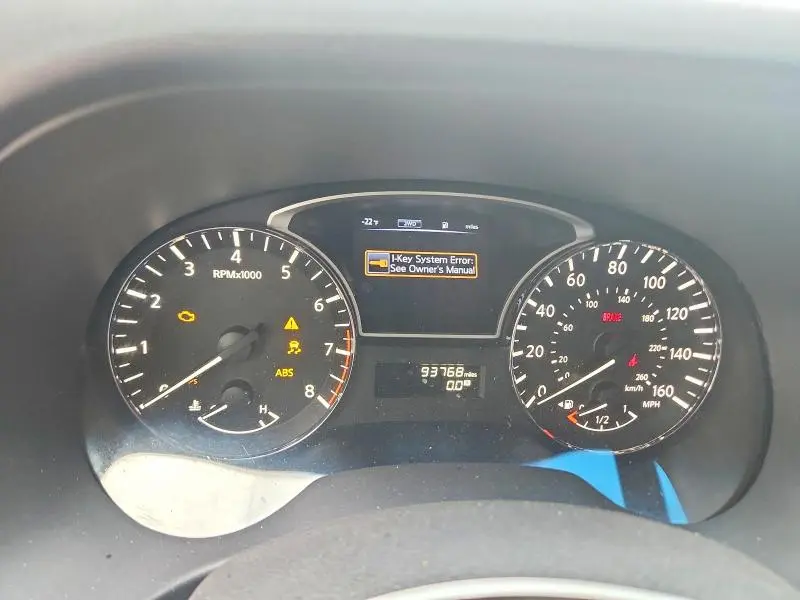 2015 NISSAN PATHFINDER SV  
