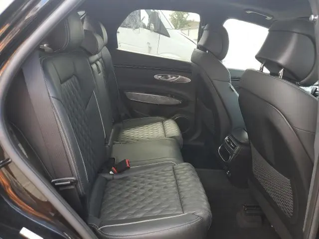 2022 GENESIS GV70 BASE