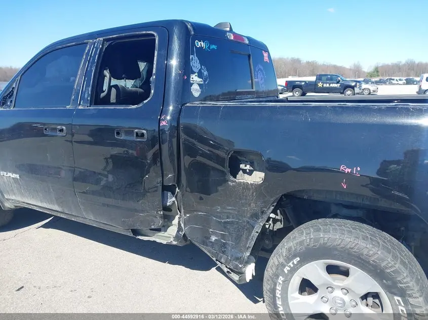 2021 RAM 1500 BIG HORN  4X4 6'4 BOX