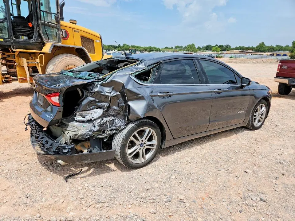 2016 FORD FUSION SE HYBRID  