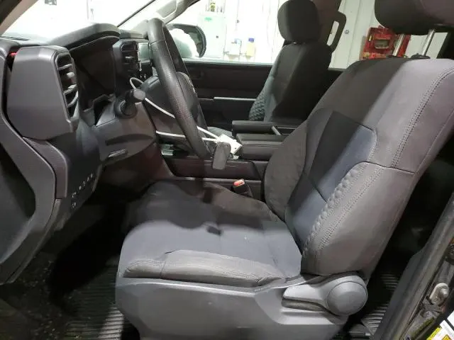 2024 TOYOTA TUNDRA CREWMAX SR  