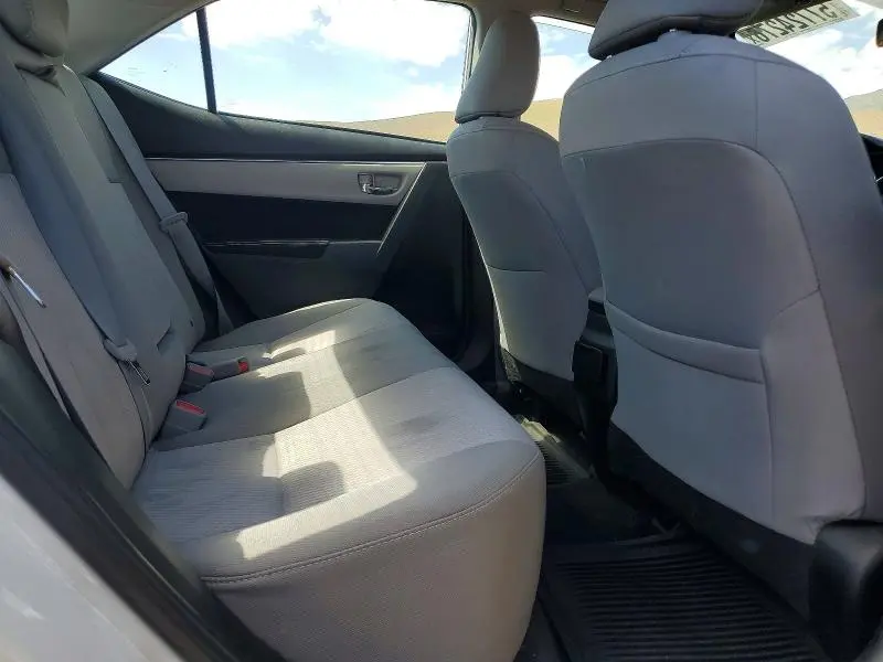 2015 TOYOTA COROLLA LE PLUS  
