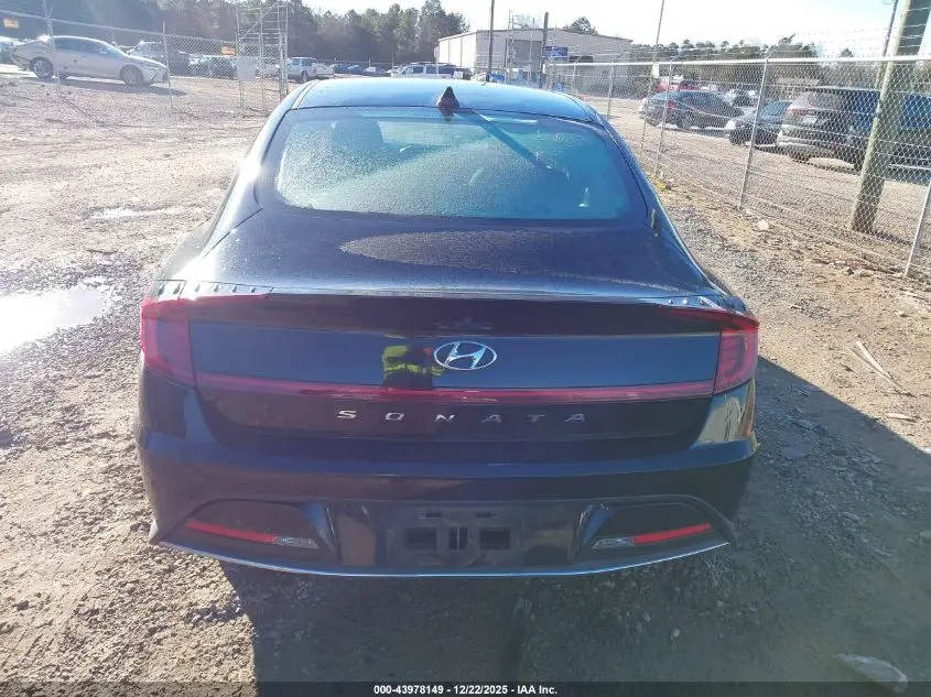 2022 HYUNDAI SONATA SE