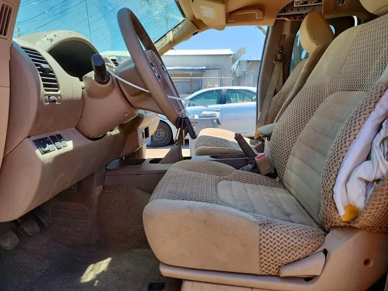 2017 NISSAN FRONTIER SV  