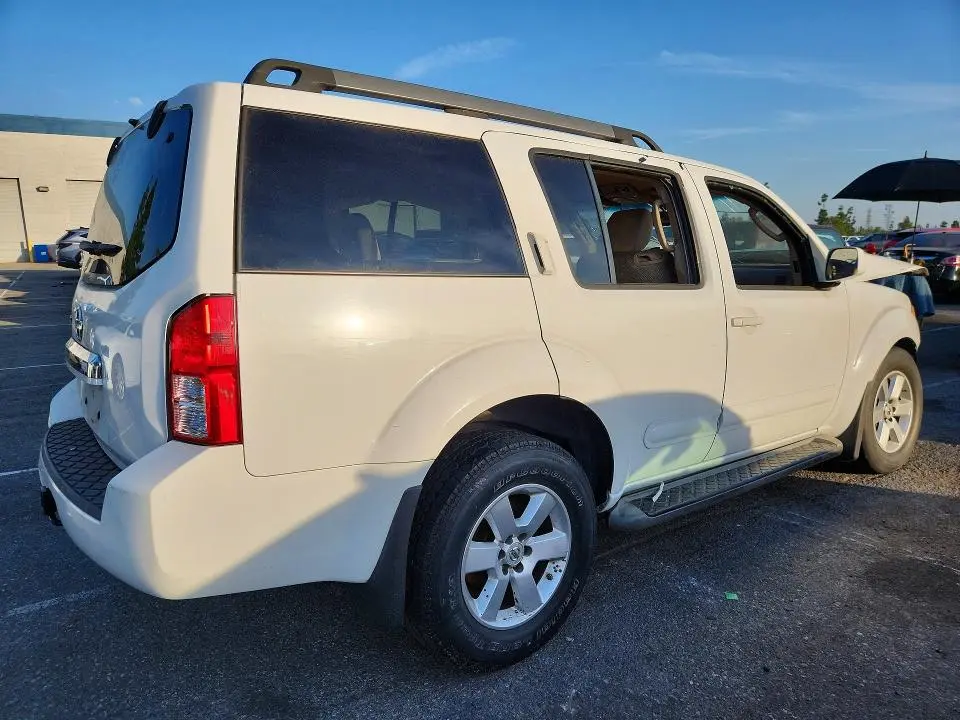 2012 NISSAN PATHFINDER S  