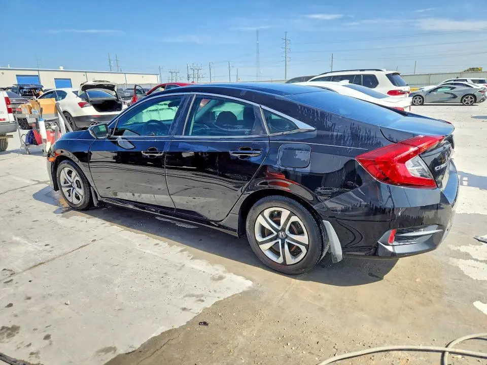 2018 HONDA CIVIC LX  