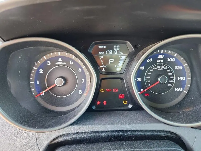 2013 HYUNDAI ELANTRA GLS  