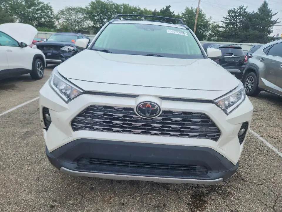 2020 TOYOTA RAV4 LIMITED  