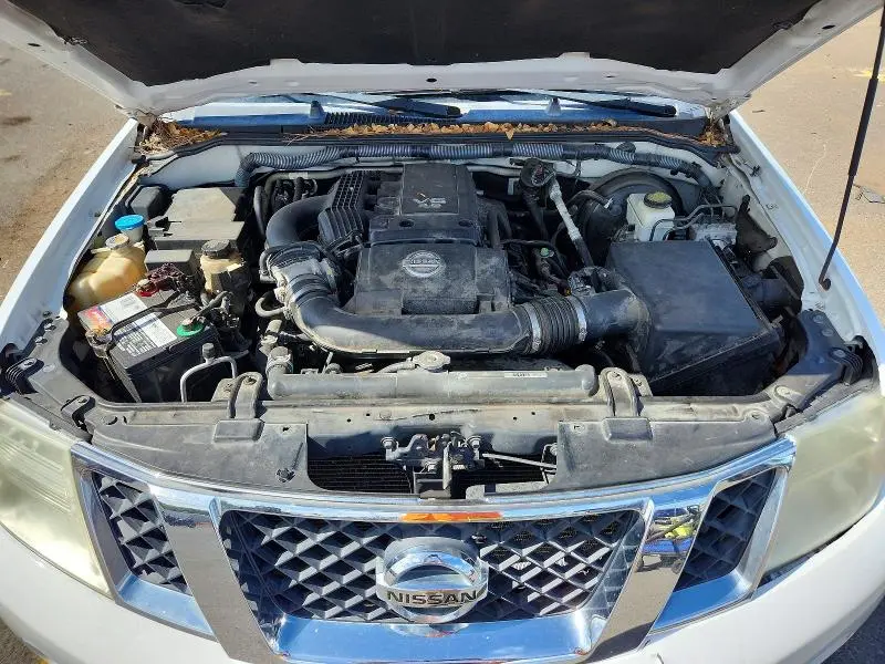 2012 NISSAN PATHFINDER S  
