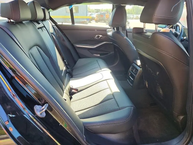 2024 BMW 330XI   