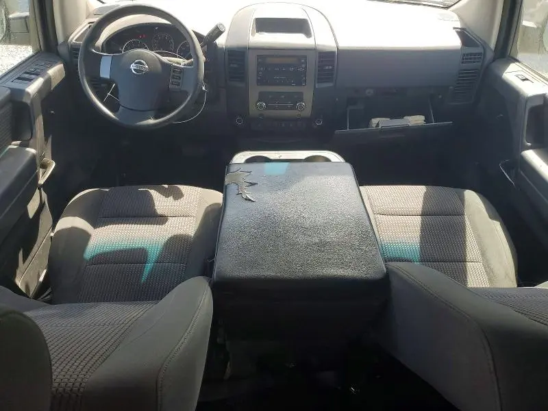 2011 NISSAN TITAN S  