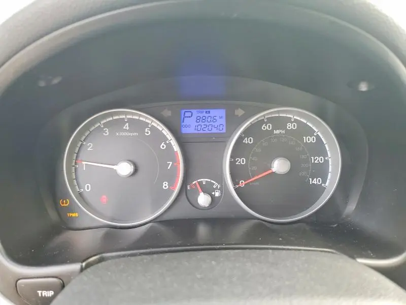 2011 HYUNDAI ACCENT GLS  