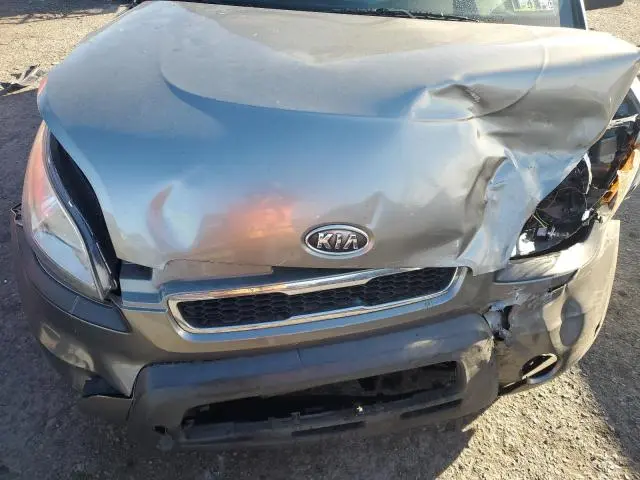 2011 KIA SOUL +  