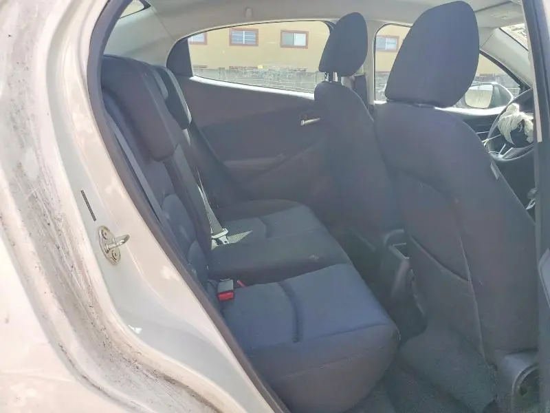 2017 TOYOTA YARIS IA BASE  