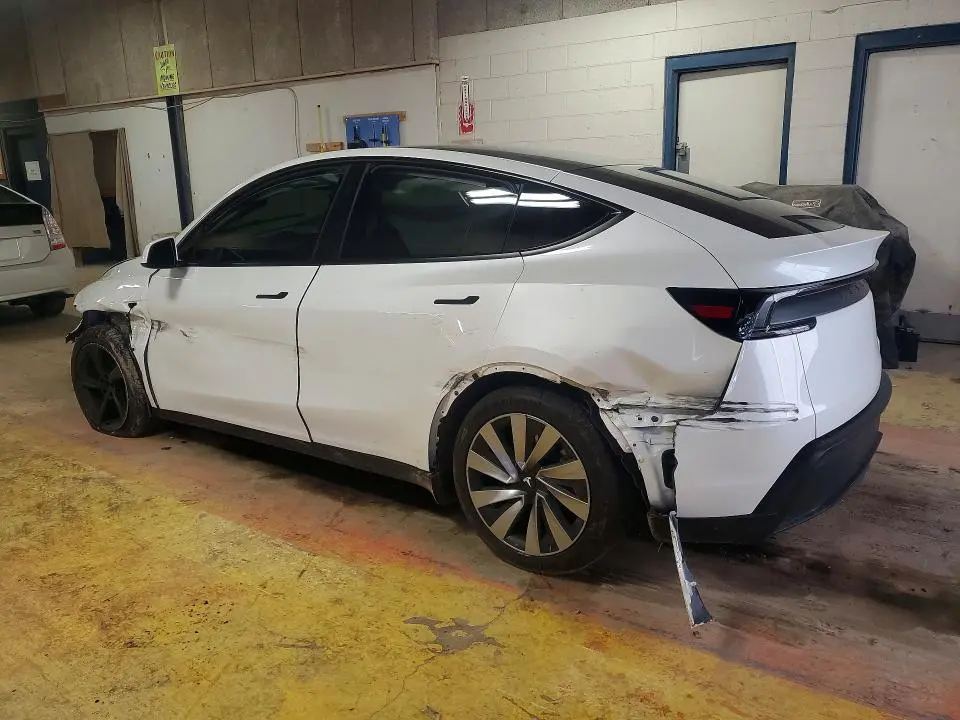 2026 TESL MODEL Y
