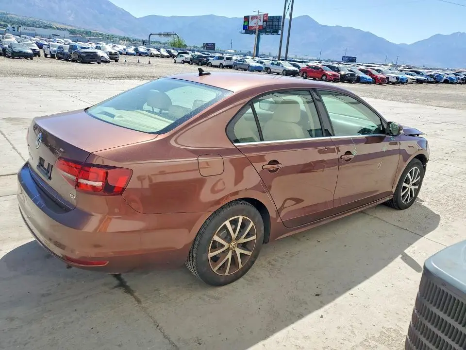 2017 VOLKSWAGEN JETTA SE  