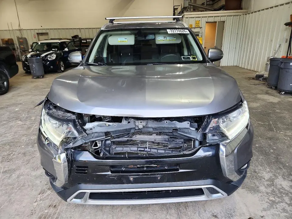 2019 MITSUBISHI OUTLANDER SE  