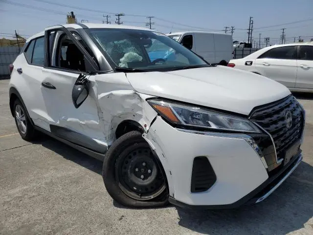 2024 NISSAN KICKS S  