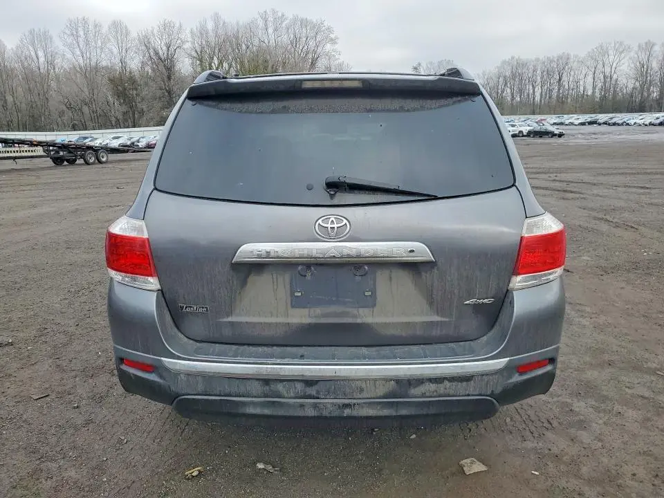 2012 TOYOTA HIGHLANDER   