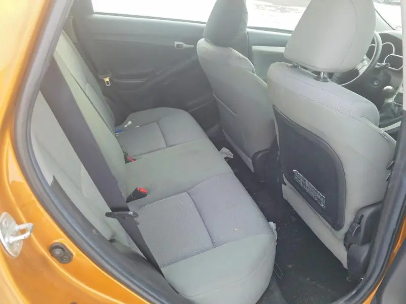 2010 TOYOTA MATRIX S  