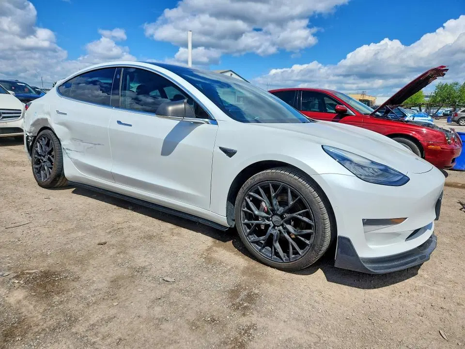 2020 TESLA MODEL 3   