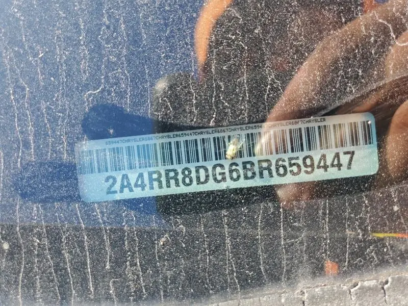 2011 CHRYSLER TOWN & COUNTRY TOURING L  