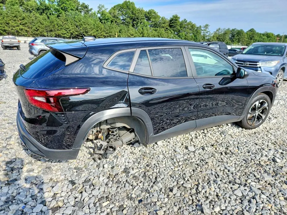 2025 CHEVROLET TRAX 1RS  